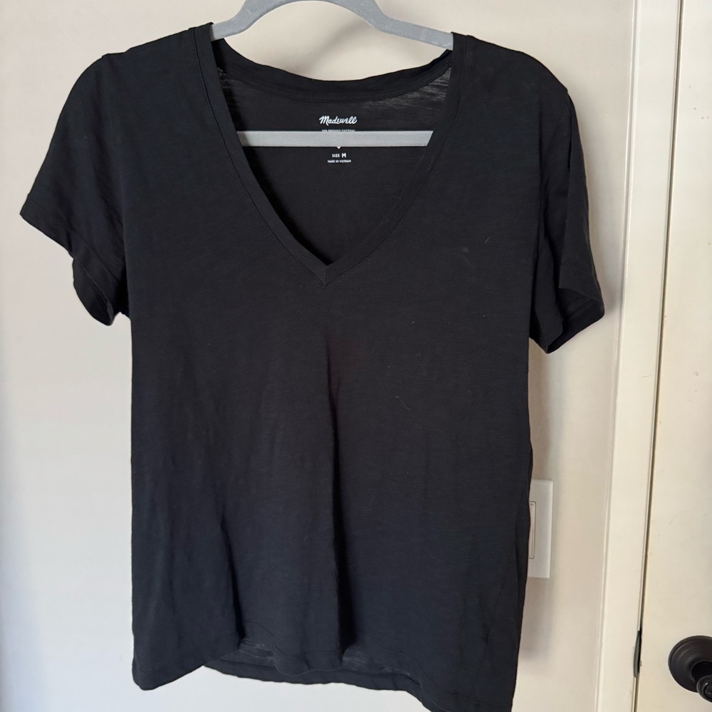 Madewell Black V-Neck Short Sleeve Tee